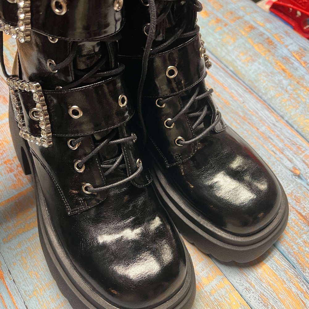 Black Platform Ankle Leather Boots - Picture 5 of 13